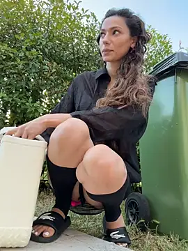 -_MiaQueen_- live cam, Thin, Brown, Brown - EroticFlix