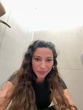 -_MiaQueen_- live cam, Thin, Brown, Brown - EroticFlix