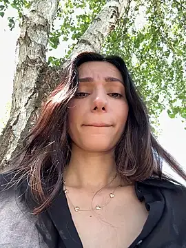 -_MiaQueen_- live cam, Thin, Brown, Brown - EroticFlix