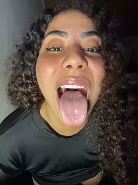 A_maddy live cam, Brazil, Average, Black, Black - EroticFlix