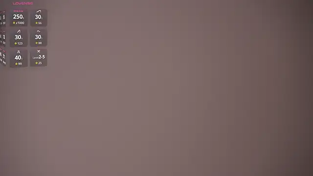 AdritVance live cam, Curvy, Red, Green, Shaven - EroticFlix