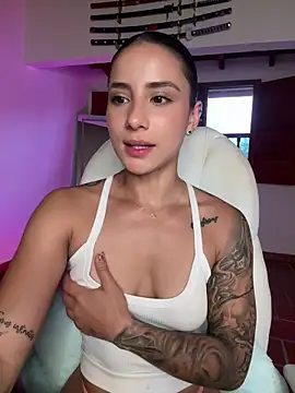 Ale_Lewis live cam, Colombia, Athletic, Black, Brown - EroticFlix