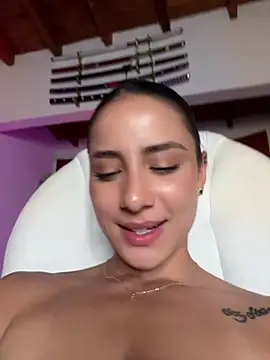 Ale_Lewis live cam, Colombia, Athletic, Black, Brown - EroticFlix