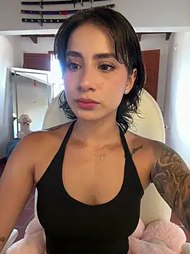 Ale_Lewis live cam, Colombia, Athletic, Black, Brown - EroticFlix