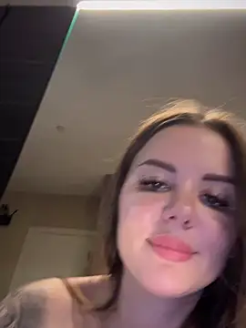Alina_Vibe_Me snapshot