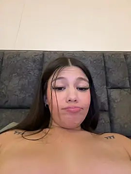 Alyshanon18 snapshot