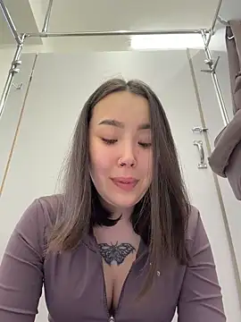 Asian_Asami live cam, Average, Black, Brown, Big Ass - EroticFlix