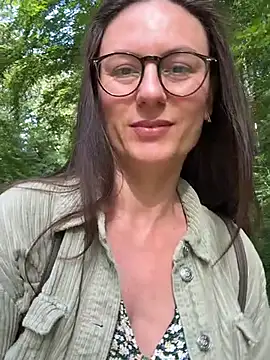 AvaFlowers6 live cam, Germany, Average, Black, Brown - EroticFlix