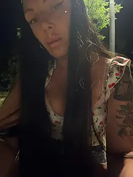 Baby_Panther live cam, Italy, Average, Black, Green - EroticFlix