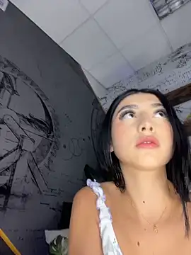 BadLilAngelXXX live cam, Colombia, Curvy, Black, Brown - EroticFlix