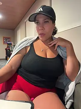 Bigbuttbrooklynn live cam, United States, Large, Other, Hazel - EroticFlix