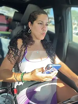 Bigbuttbrooklynn live cam, United States, Large, Other, Hazel - EroticFlix