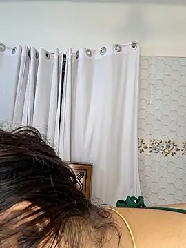 Bristy- live cam, Average, Brown, Black, Big Ass - EroticFlix
