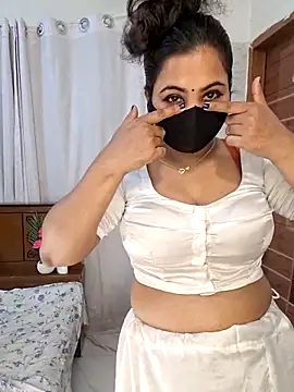 Bristy- live cam, Average, Brown, Black, Big Ass - EroticFlix