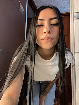 Bunny_sexy01 live cam, Curvy, Brown, Brown, Big Ass - EroticFlix