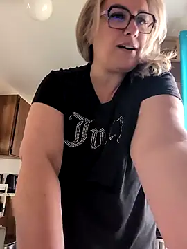 Canadian_BBW snapshot