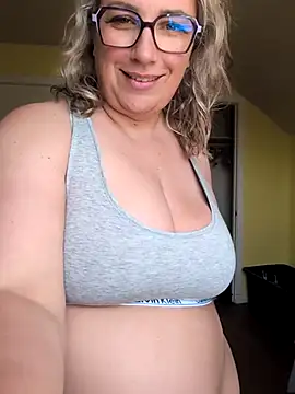 Canadian_BBW live cam, Canada, Large, Black, Blue - EroticFlix