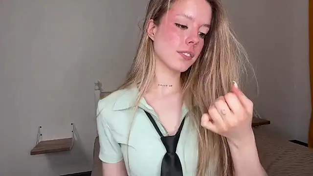 Catrinee snapshot