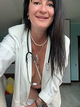 CherryCherry03 live cam, Curvy, Black, Brown, Hairy - EroticFlix