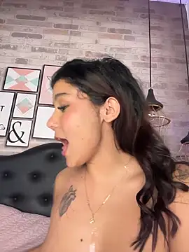 CherrySmirkXXX live cam, Colombia, Thin, Red, Brown - EroticFlix
