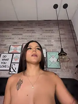 CherrySmirkXXX live cam, Colombia, Thin, Red, Brown - EroticFlix