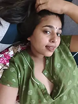 Cute-Simmi69 live cam, Average, Brown, Brown, Big Ass - EroticFlix