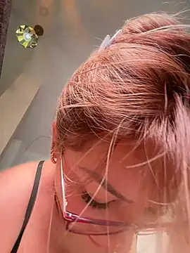 DIANITA_1988 live cam, Colombia, Thin, Blonde, Brown - EroticFlix