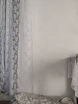 ElaRuil69 live cam, Average, Brown, Brown, Big Ass - EroticFlix