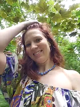Exhibitionsplit live cam, Athletic, Red, Blue, Small Tits - EroticFlix