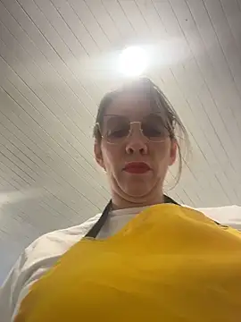 Gatitacarlita live cam, Thin, Other, Brown, Big Ass - EroticFlix