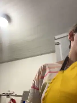 Gatitacarlita live cam, Thin, Other, Brown, Big Ass - EroticFlix