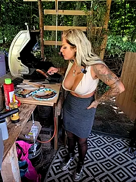Glory_Max live cam, Athletic, Blonde, Blue, Big Ass - EroticFlix