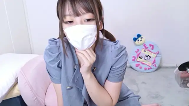 Hiiichan88 live cam, Japan, Average, Black, Black - EroticFlix