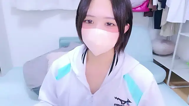 Hinata_Sun live cam, Japan, Average, Brown, Brown - EroticFlix