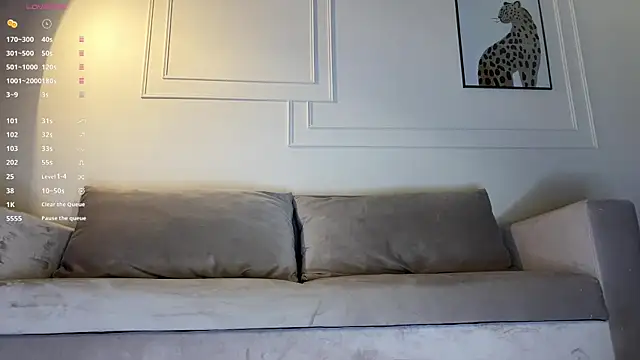 HopeFuture live cam, Athletic, Black, Brown, Big Tits - EroticFlix