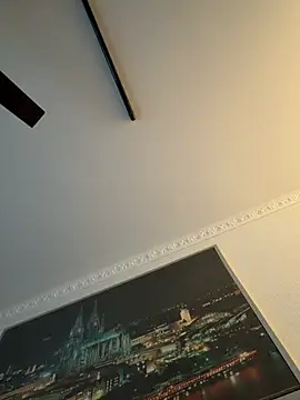 Hornyblond_Bella snapshot
