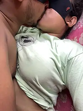 Hot-AngoriBhabhi snapshot
