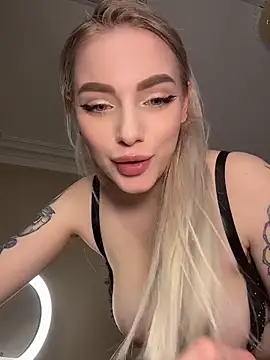 HugeBoobsAlice snapshot