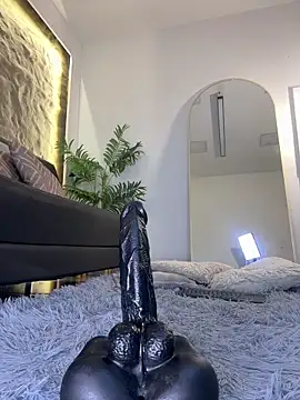 Isa__Blanc live cam, Colombia, Curvy, Black, Brown - EroticFlix