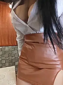 IsabellitaVIP live cam, Curvy, Brown, Brown, Big Ass - EroticFlix