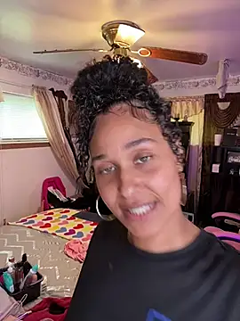 Jamalyce live cam, United States, Thin, Brown, Green - EroticFlix