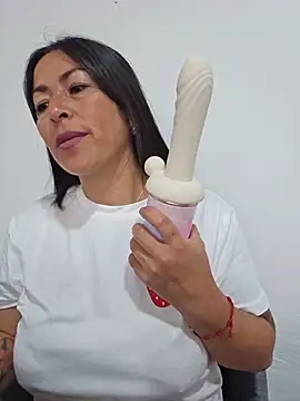 JustSamantha_ live cam, Colombia, Thin, Brown, Brown - EroticFlix