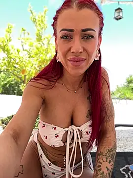 Just_Sophia_ live cam, Germany, Athletic, Red, Blue - EroticFlix