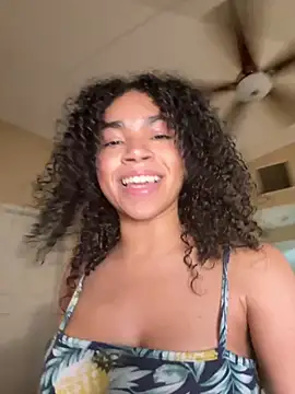 Kiki_hammyy live cam, United States, Thin - EroticFlix