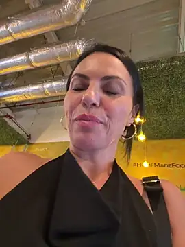 KimKelly13 snapshot