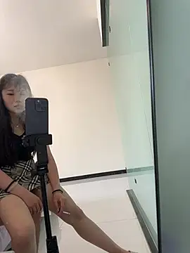 L7D8521 live cam, Thin, Brown, Black, Shaven - EroticFlix