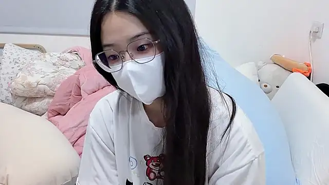 LHeart live cam, TW, Average, Brown, Black - EroticFlix