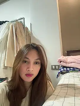 LanySylvia live cam, Thin - EroticFlix