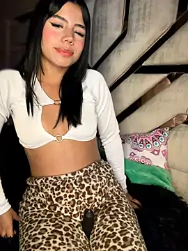 Laura-Khalifa live cam, Mexico, Thin, Black, Brown - EroticFlix