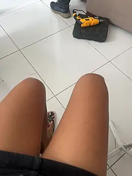 LauraConti live cam, Thin - EroticFlix